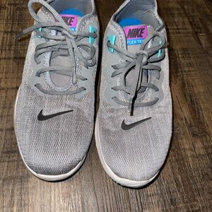 Nike Women's Gray Flex TR Sneakers